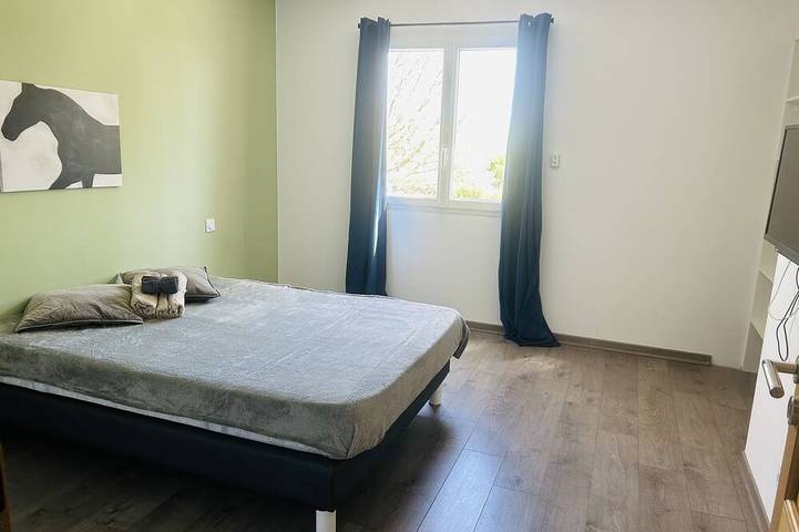 Location de vacances pour 7 personnes, avec jardin et terrasse à Labeaume - 3