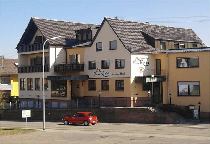 Ferienhaus für 3 Personen, mit Terrasse und Ausblick in Wertheim