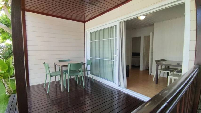 Cabaña de madera para 5 personas, con jacuzzi además de piscina para niños y sauna en Guardamar del Segura - 4