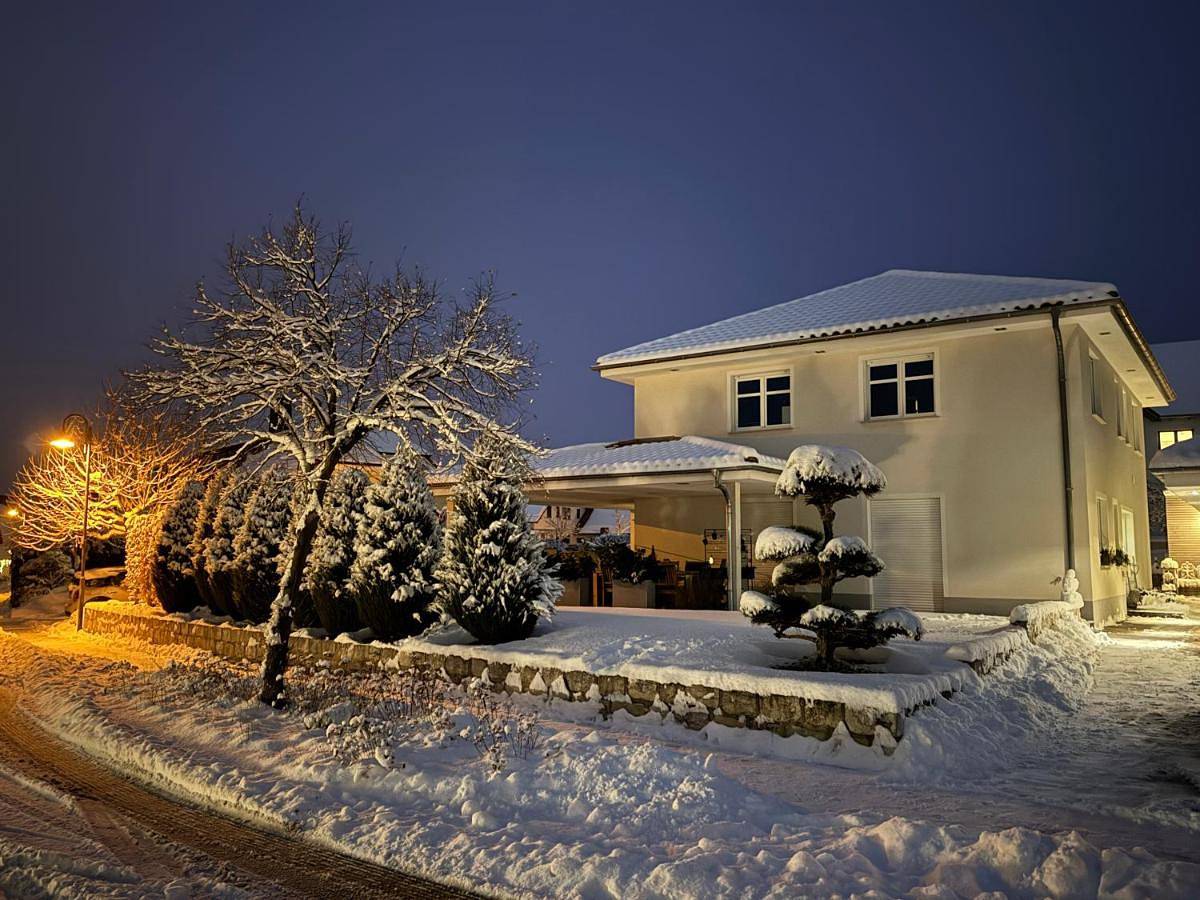 Secret Garden Spa House - Pool & Sauna in Großenlüder, Rhön-Hessen