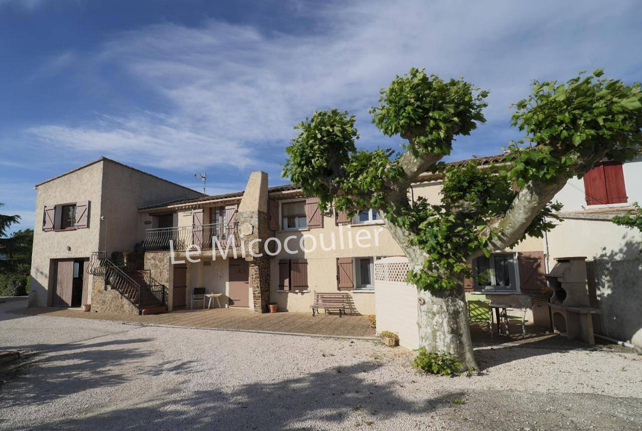Appartement entier, Le Micocoulier in La Crau, Côte méditerranéenne (France)