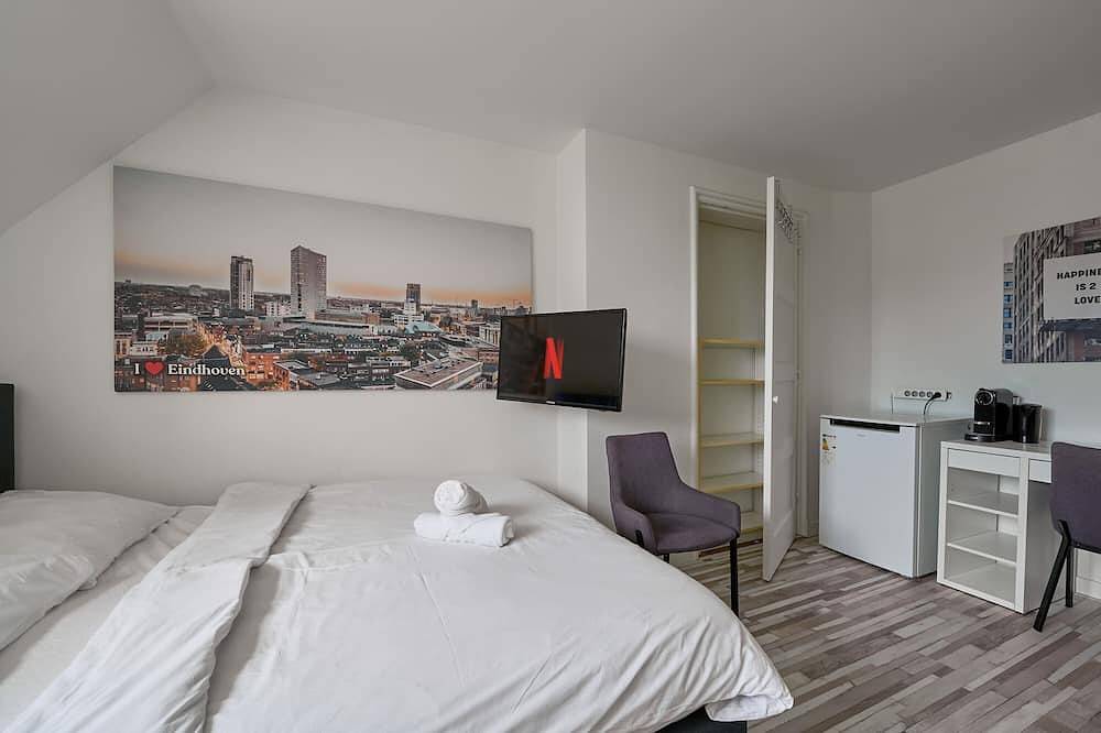 Geheel appartement, Private Room 505 - Eindhoven - By T&S. in Eindhoven, Noord-Brabant