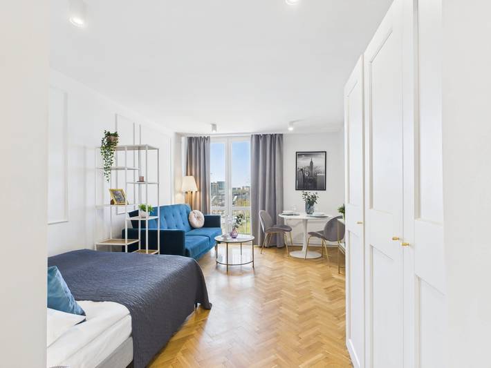 Apartamento vacacional entero, Stylish Studio in Å»oliborz | Close to the Metro | Pet-friendly in Żoliborz, Varsovia