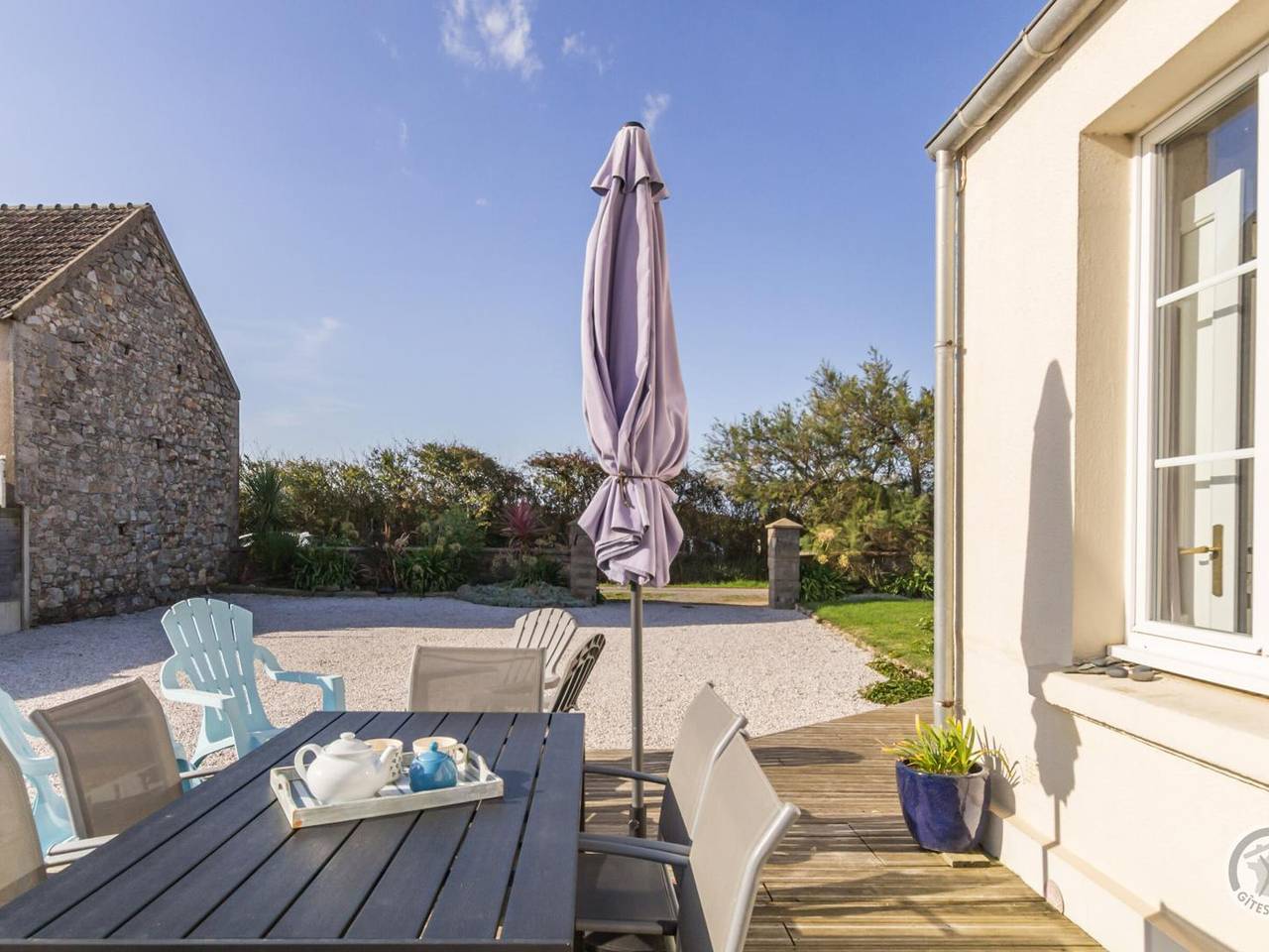 Maison confortable près de la plage avec jardin et terrasse in Les Pieux, Côte de la Déroute