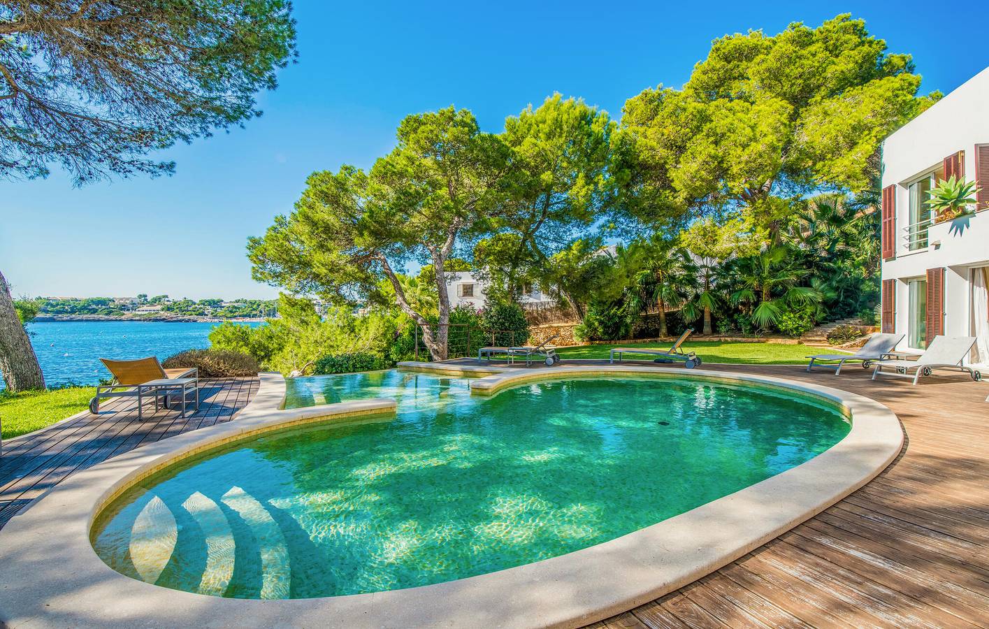 Apartment mit Meerblick, Pool und Terrasse, 2,5 km zum Strand in Portopetro, Santanyí