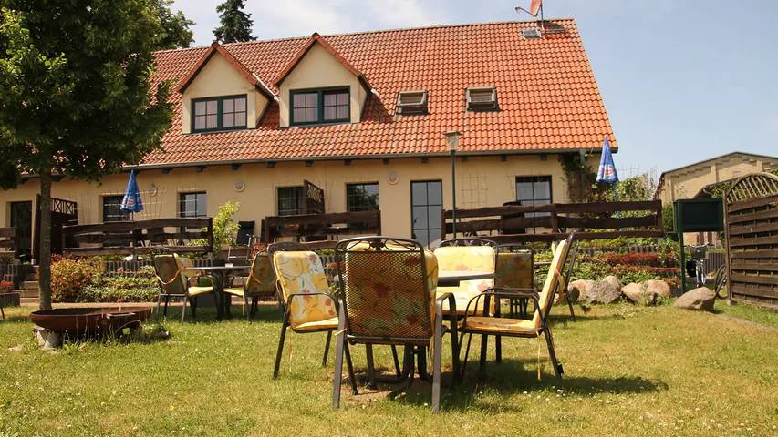 Ferienhaus für 7 Personen, mit Terrasse in Jabel