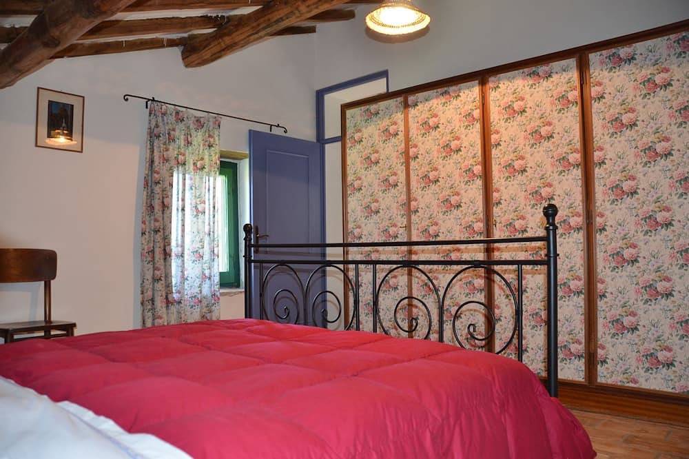 Kleines Landhaus mit Garten zwischen Orvieto und Bolsenasee in Lubriano, Viterbo Provinz