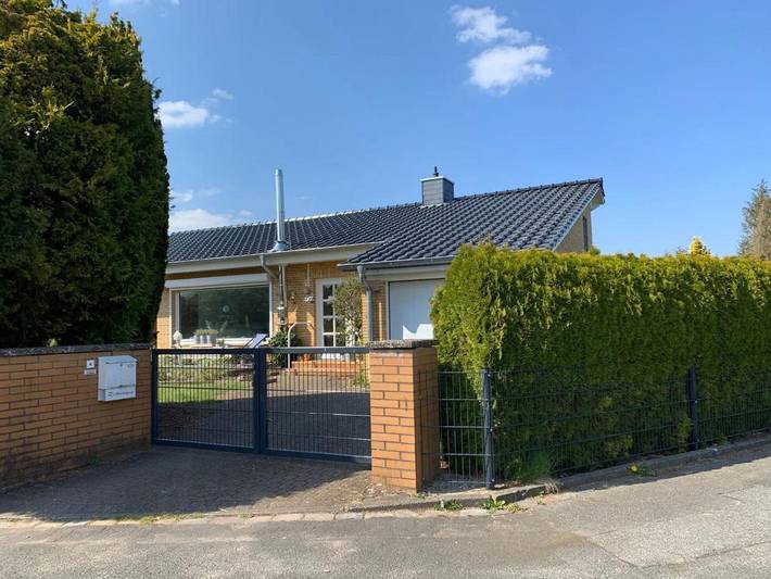 Ferienhaus für 8 Personen, mit Terrasse und Garten in Quickborn