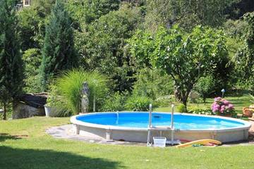 Ferienhaus für 4 Personen, mit Garten und Pool in Comune di Cannobio