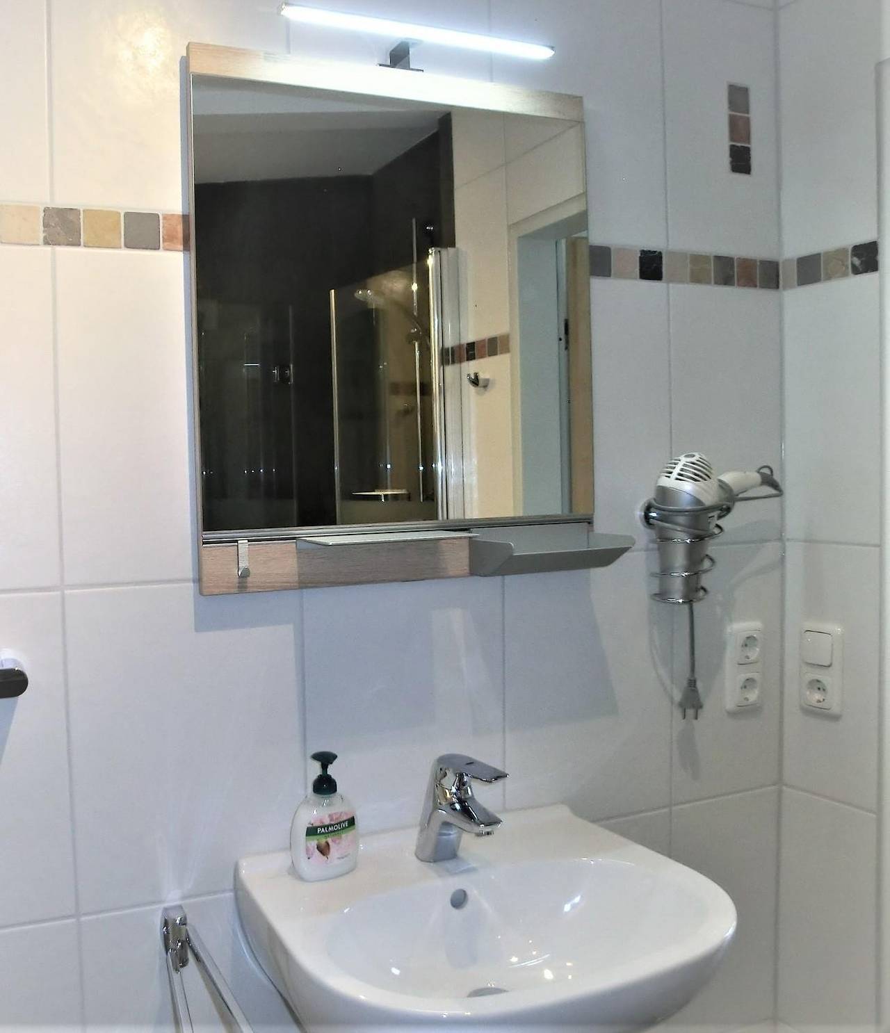 Bungalow Koch, Dusche, Wc in Bad Zwischenahn, Ammerland