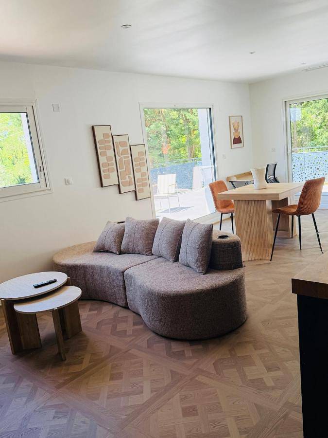 Gîte pour 2 personnes, avec Balcon ainsi que Terrasse et Vue à Vieille-Toulouse