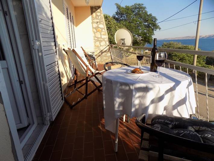 Ferienhaus für 13 Personen, mit Garten und Balkon in Karlobag - 4