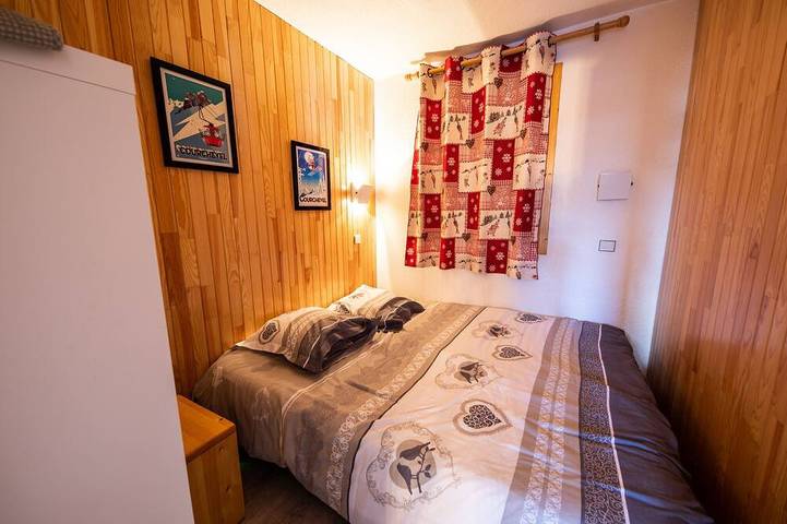 Ganze Wohnung, Courchevel Village: angenehme Wohnung T2 - direkter Zugang zur Skipiste in Saint-Bon-Tarentaise, Vanoise-Massiv