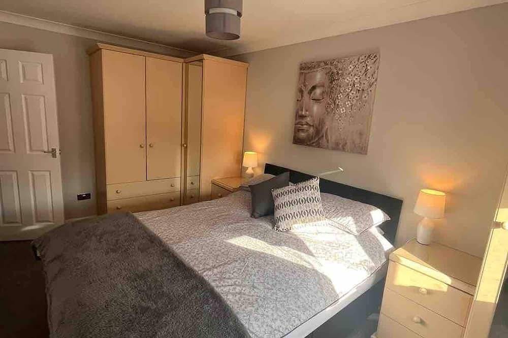 Modern 3 Bed in Carlisle near the Lake District\n\n in Carlisle, Cumbria