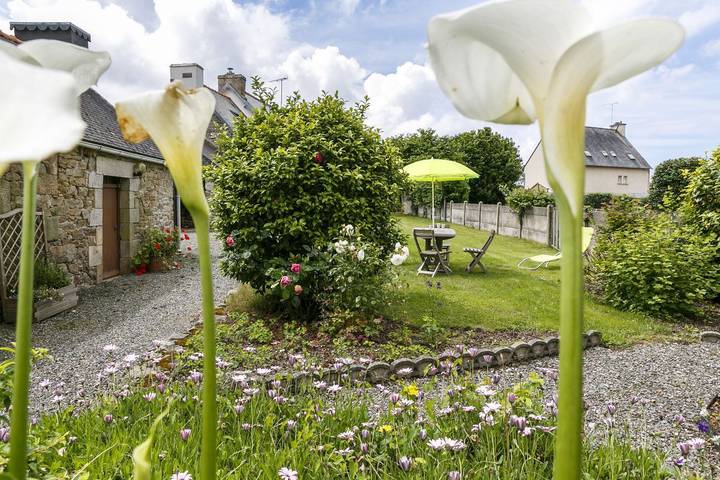 Gîte pour 5 personnes, avec jardin à Lanvellec - 2