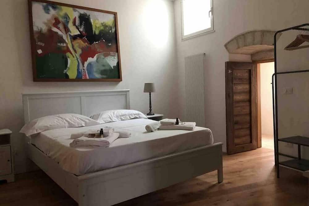 Town House in Historical Centre, Conversano (Polignano a Mare) in Conversano, Bari Province