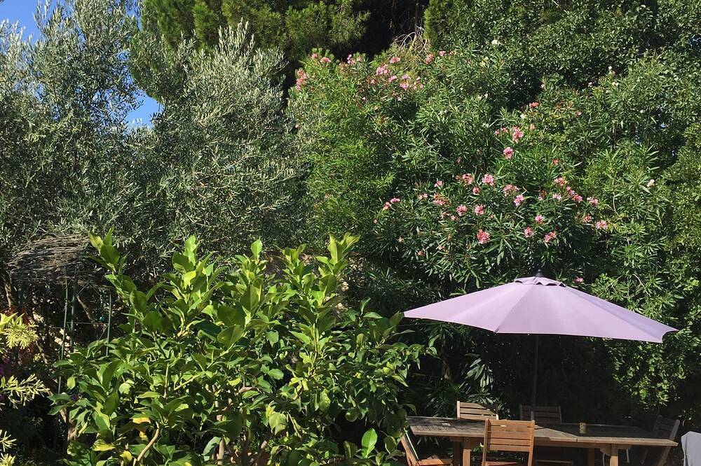 Appartement De Plein Pied Dans Maison Avec Jardin in La Grande-Motte, Côte d'Améthyste