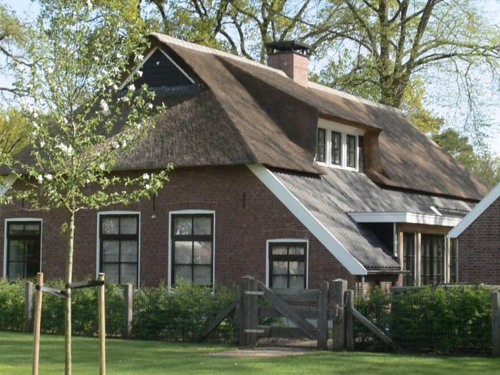 Vakantiehuis voor 8 personen, with Balkon/Terras and Terras as well as Tuin in Twente