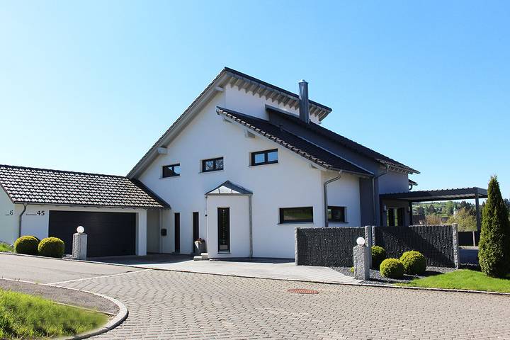 Ferienhaus für 8 Personen, mit Balkon und Garten sowie Ausblick in Schwäbische Alb - 2