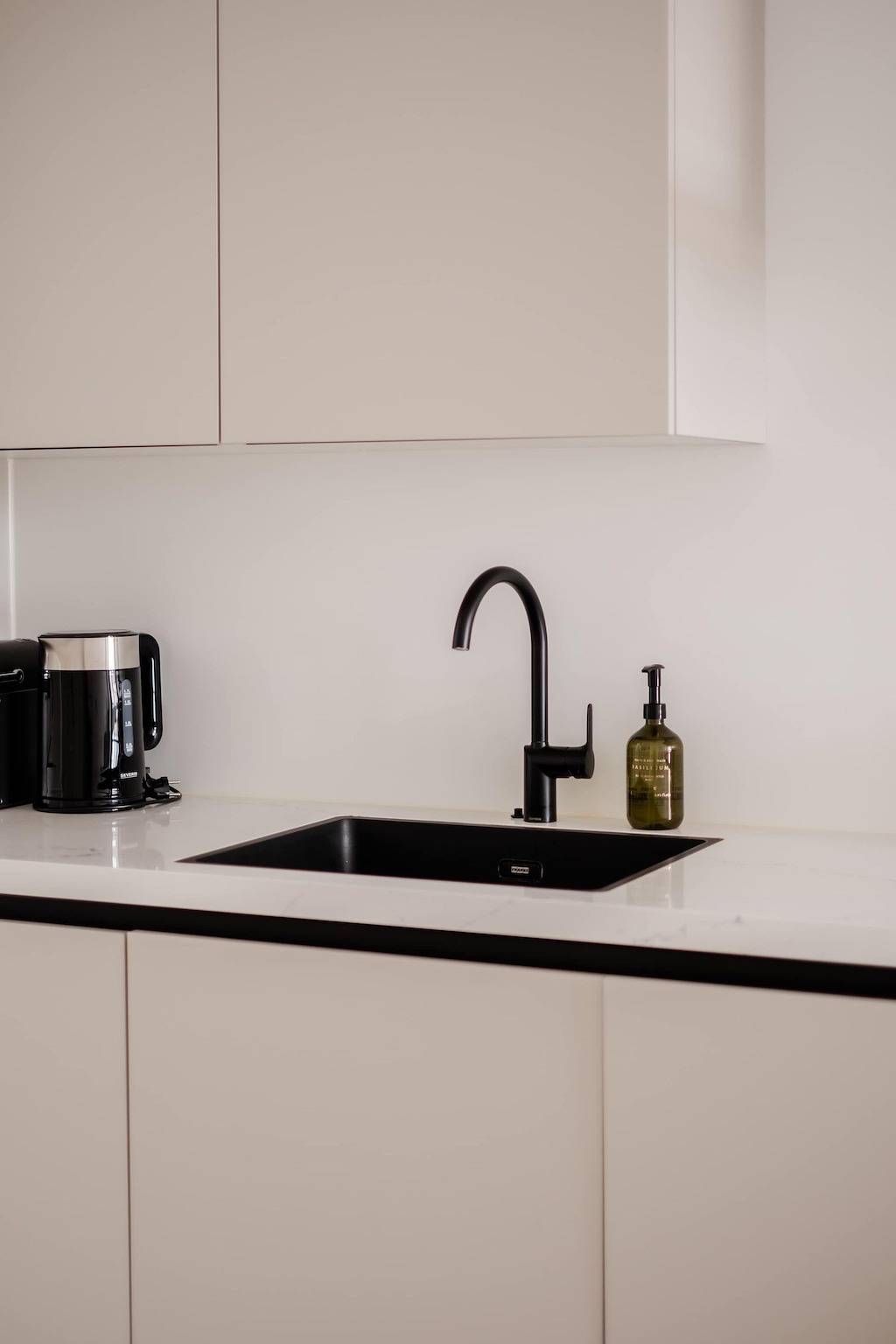 Appartamento intero, Spacious 2Br in heart of schiedam in Schiedam, Olanda Meridionale
