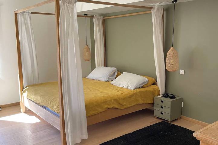 Gîte pour 10 personnes, avec jardin à Clansayes - 4