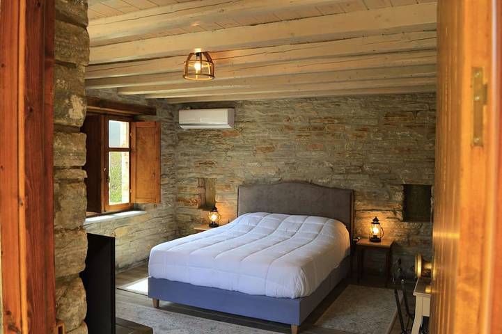 Location de vacances pour 22 personnes, avec jacuzzi et jardin dans Carystos - 3