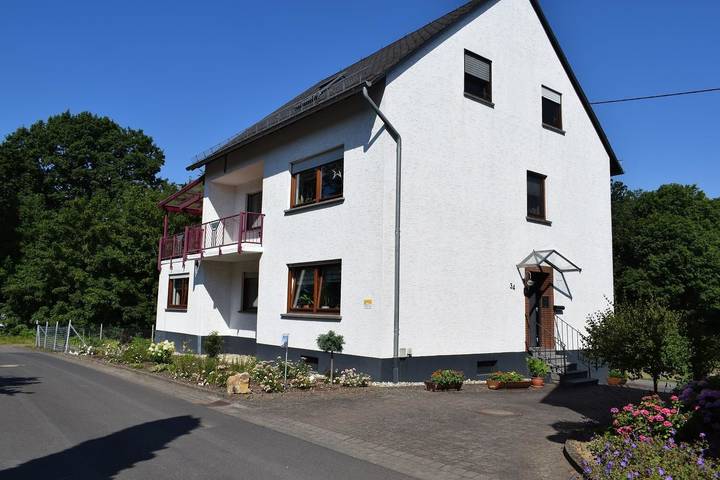 Ferienwohnung für 4 Personen, mit Terrasse und Garten an der Burg Eltz - 3