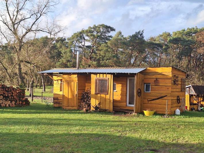 Bungalow für 4 Personen, mit Terrasse und Garten sowie Ausblick