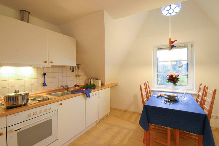 Ferienwohnung für 4 Personen, mit Terrasse und Garten in Nebel - 4
