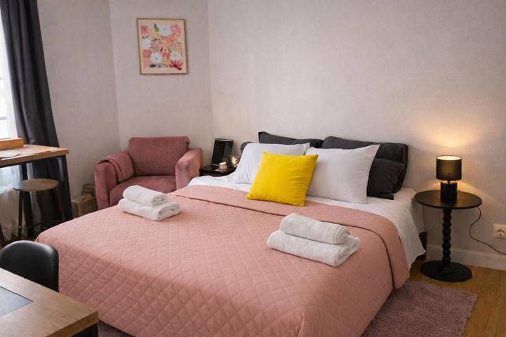 Chambre d’hôte pour 3 personnes, avec vue et jardin à Argenteuil