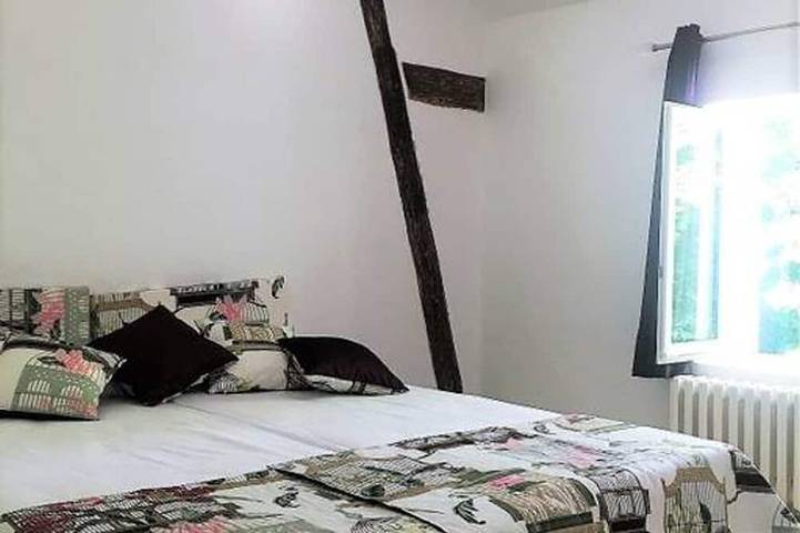 Location de vacances pour 22 personnes, avec jardin et piscine à Saint-Pierre-lès-Nemours - 2