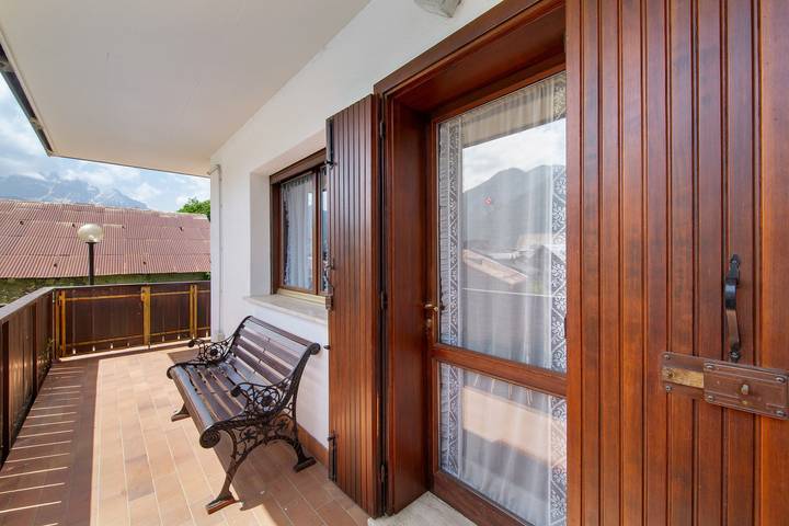 Hel lejlighed, Casa Gloria in Vinigo: Mountain View, Private Terrace, Wi-Fi in Vodo di Cadore, Østlige Dolomitter
