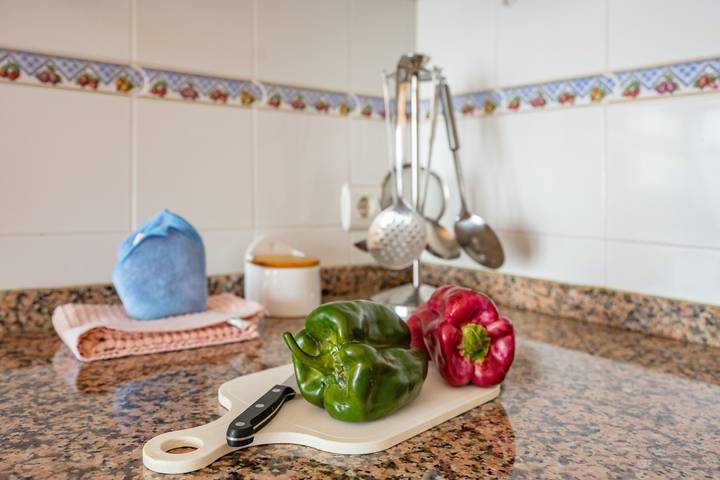 Ganze Wohnung, Ferienwohnung 'Brisas Carlos I I I' mit Balkon und Wi-Fi in Ribadeo, Rías Altas