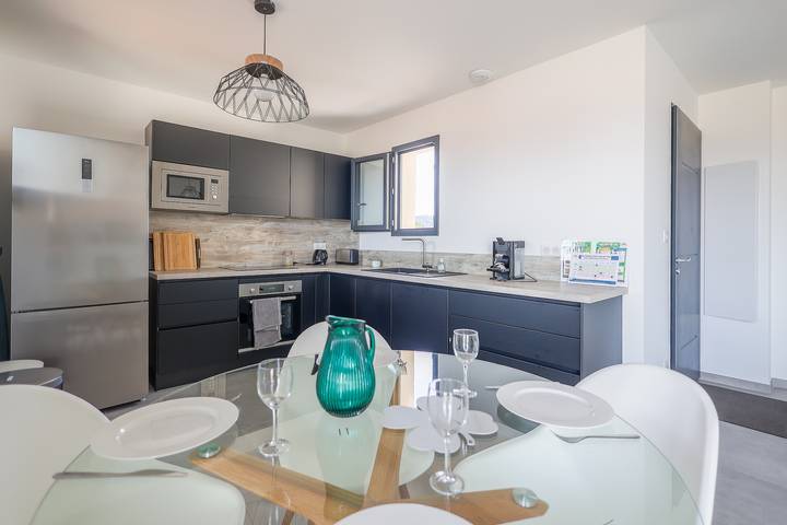 Gîte pour 6 personnes, avec terrasse dans Sant Ambroggio - 3