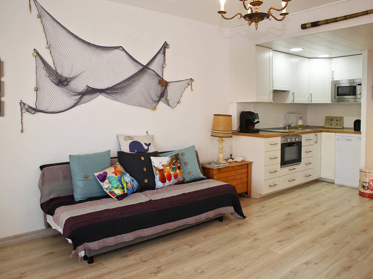Entire apartment, Renovated Apartment with A/C - Beachfront in Torredembarra, Costa Dorada