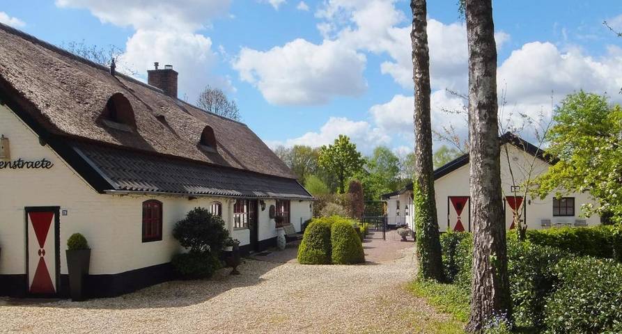 Vakantieappartement voor 2 personen, with Terras and Tuin as well as Uitzicht in Veghel