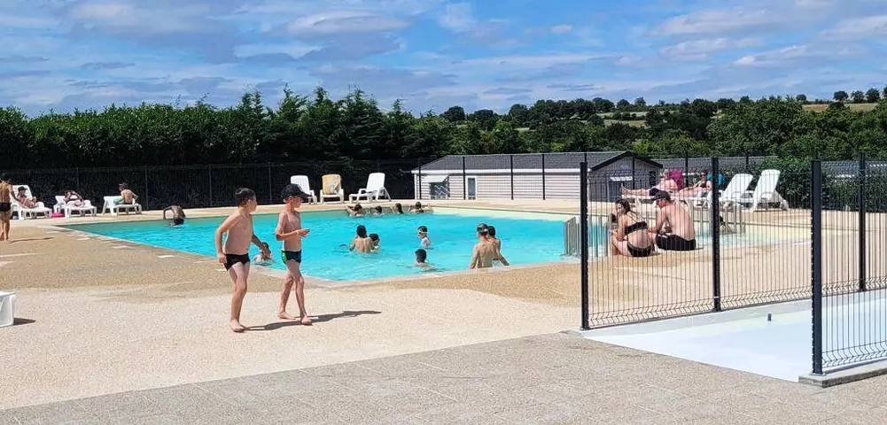 Mobil home Platz 3 Zimmer 5 Personen Terrasse in Argentonnay, Deux-Sèvres