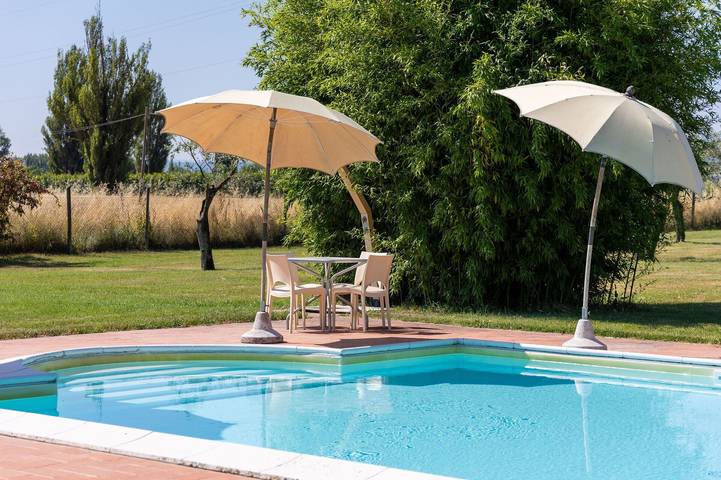 Location de vacances pour 9 personnes, avec terrasse et piscine à Assise - 2