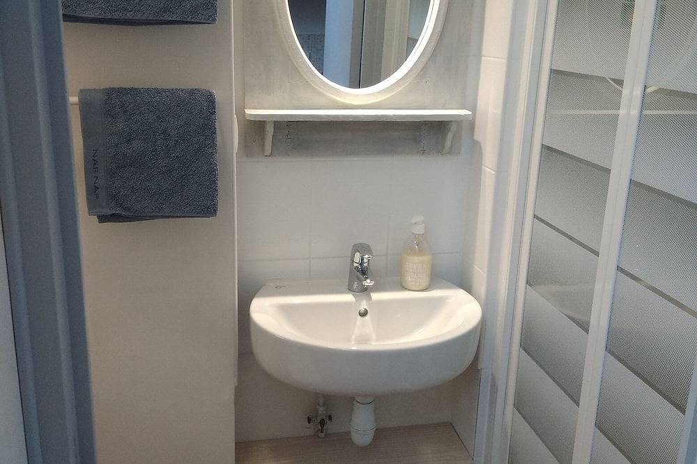 Casa de carácter, junto al mar, Golfo de Morbihan, playa 150m, Vannes 10mn in Séné, Côte des Mégalithes