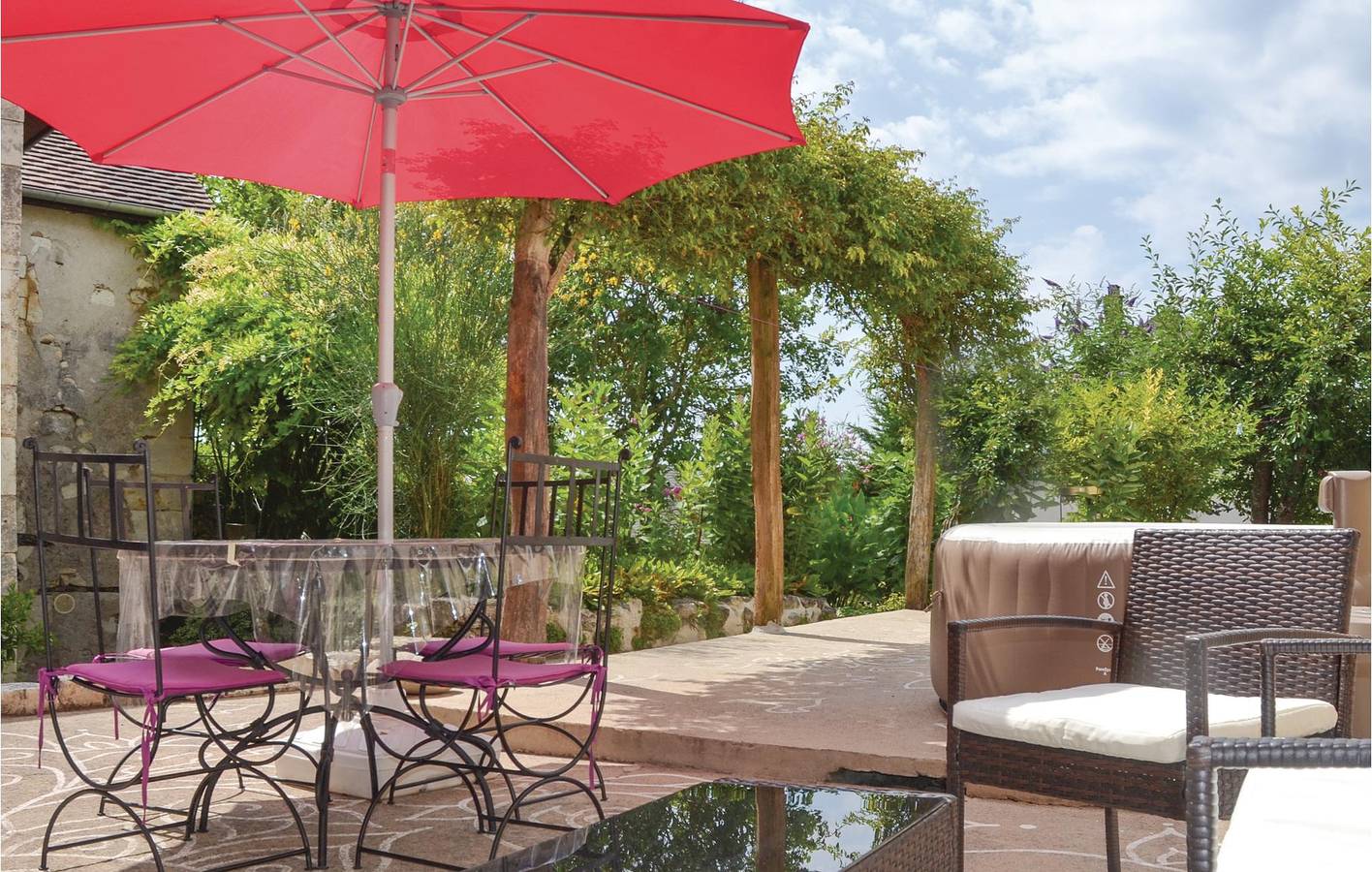 Appartement de vacances de 150 m2 avec TV, CD, congélateur, jardin et Internet in Preuilly-sur-Claise, Région de Loches
