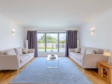 Cottage for 10 People in Freshwater, Isle of Wight, Photo 4