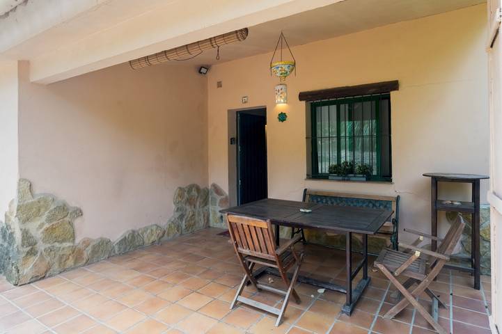 Casa rural para 4 personas, con jardín, Se admiten mascotas en Sierra de Huelva - 2