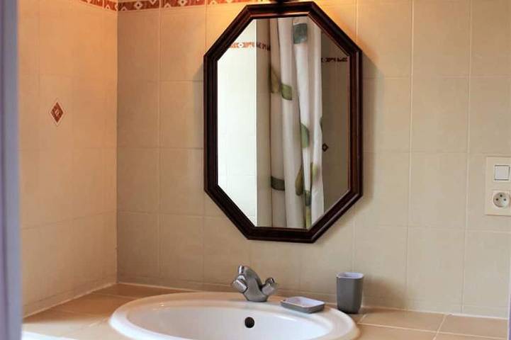 Gîte pour 4 personnes, avec jardin, animaux acceptés à Cénac-et-Saint-Julien - 4