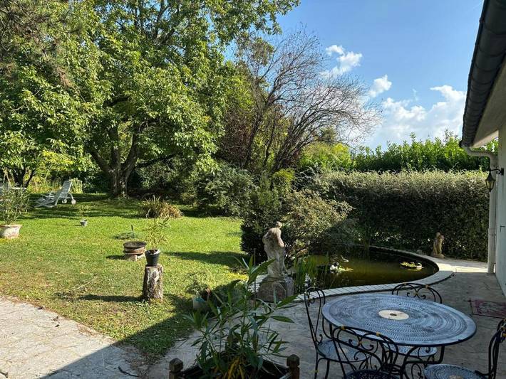Gîte pour 6 personnes, avec piscine ainsi que jardin et terrasse, animaux acceptés à Saint-Dizier - 2