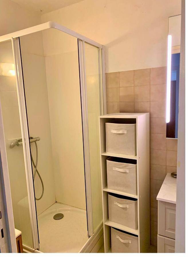 Gîte pour 6 personnes, avec vue ainsi que terrasse et jardin, animaux acceptés dans Plage de Beaumer - 3