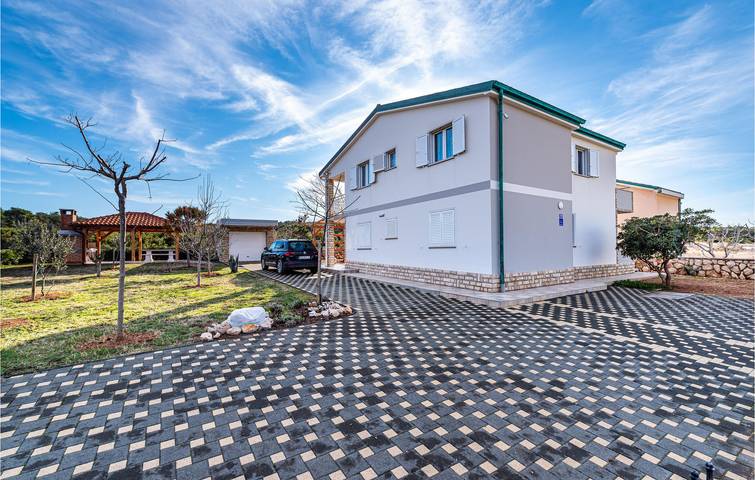 Ferienwohnung für 4 Personen, mit Terrasse, mit Haustier in Razanac - 3