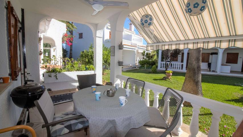 Casa rural para 6 personas, con Terraza y Piscina en Baix Maestrat