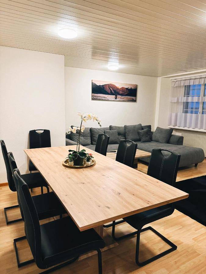 Entire apartment, Double Room with Shared Bathroom in St. Gallen, Zurich Prealps