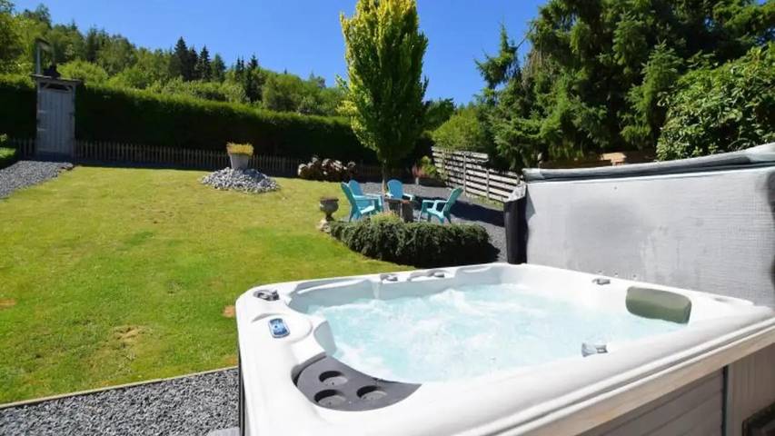 Location de vacances pour 8 personnes, avec sauna et jardin dans Nadrin - 2