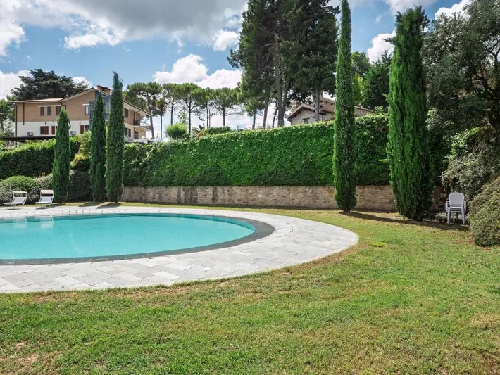 Appartamento vacanze per 4 persone, con giardino e piscina - 1